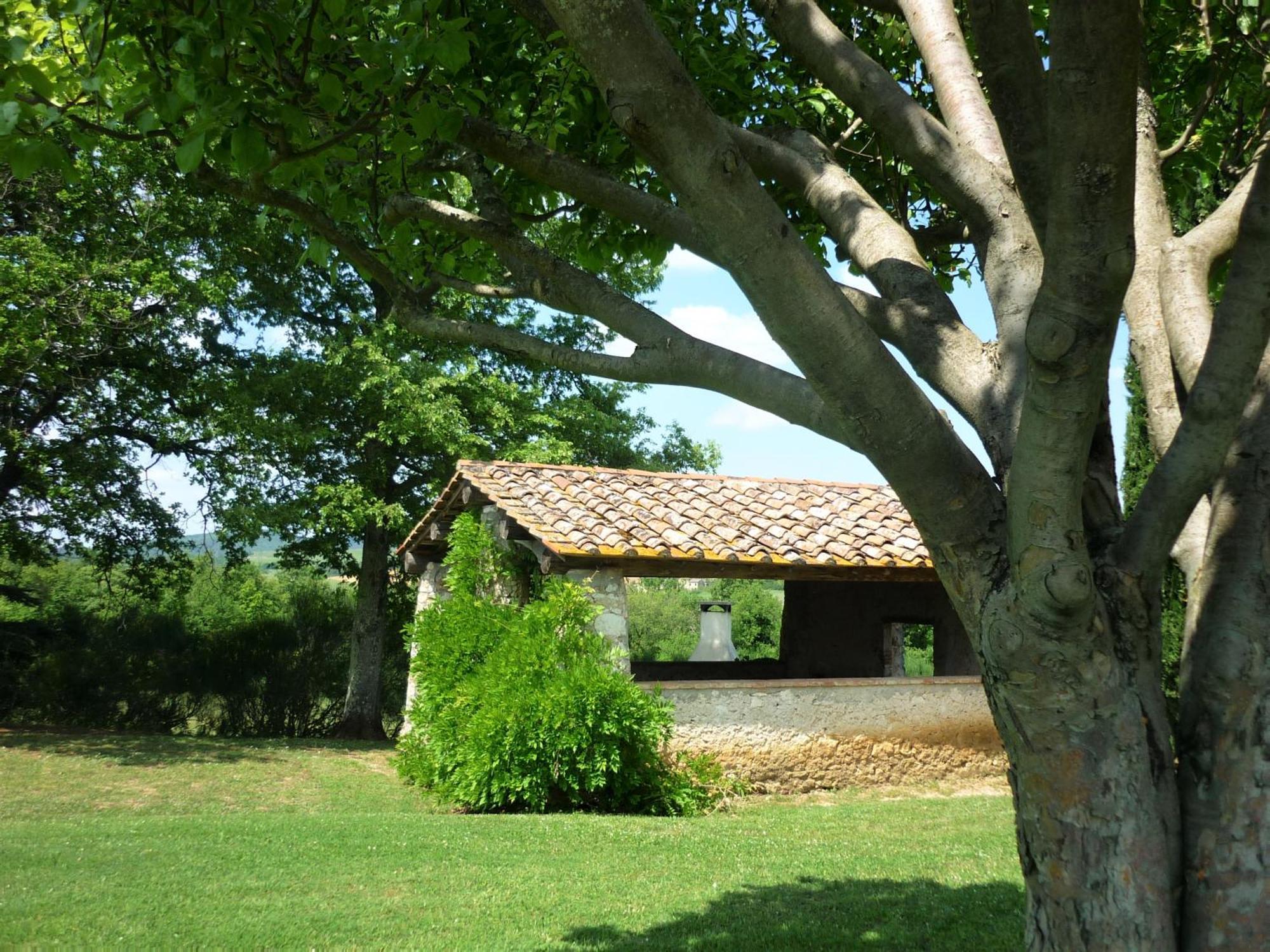 Fattoria Agriturismo Nerbona Villa Casole d'Elsa Exterior photo